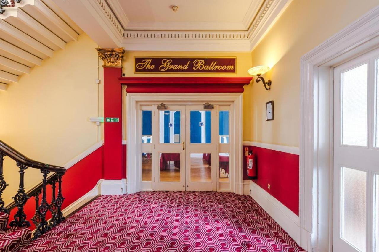 The White Swan Hotel Halifax Bagian luar foto