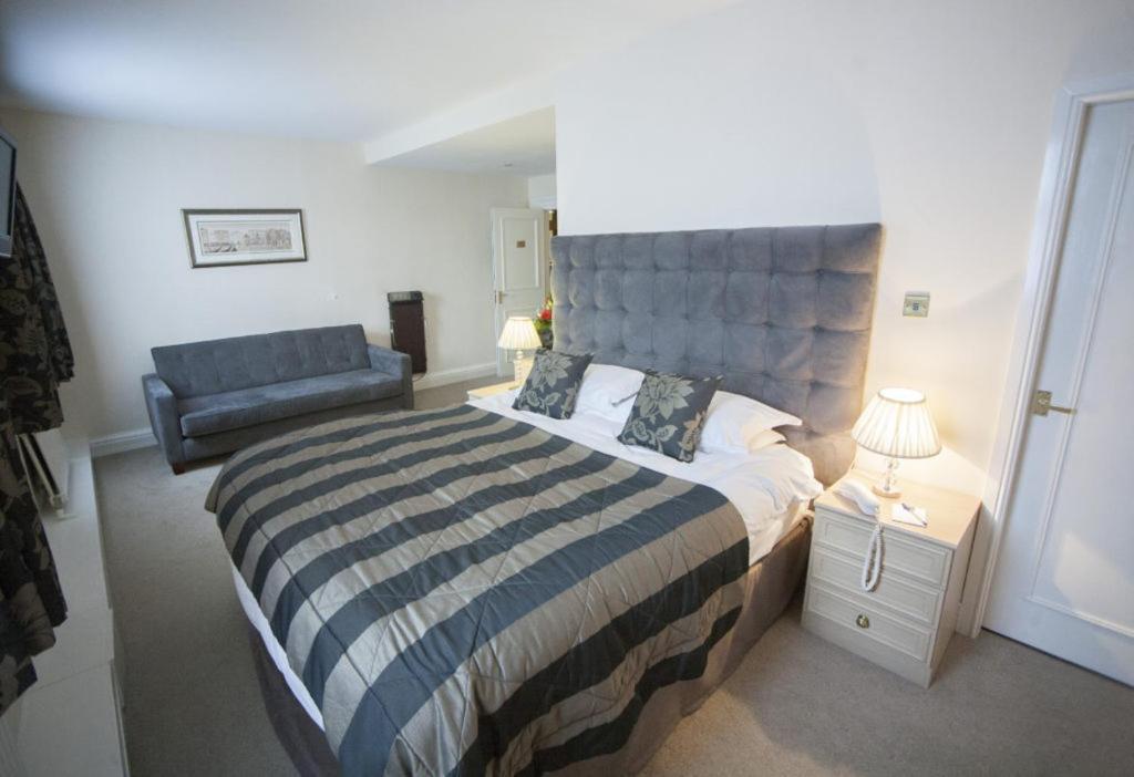 The White Swan Hotel Halifax Bagian luar foto